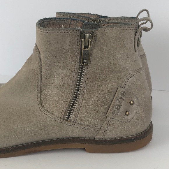 TAOS Double Time Leather Ankle Boots Sz 6 Taupe Gray Side Zip Comfort Casual - Picture 4 of 16